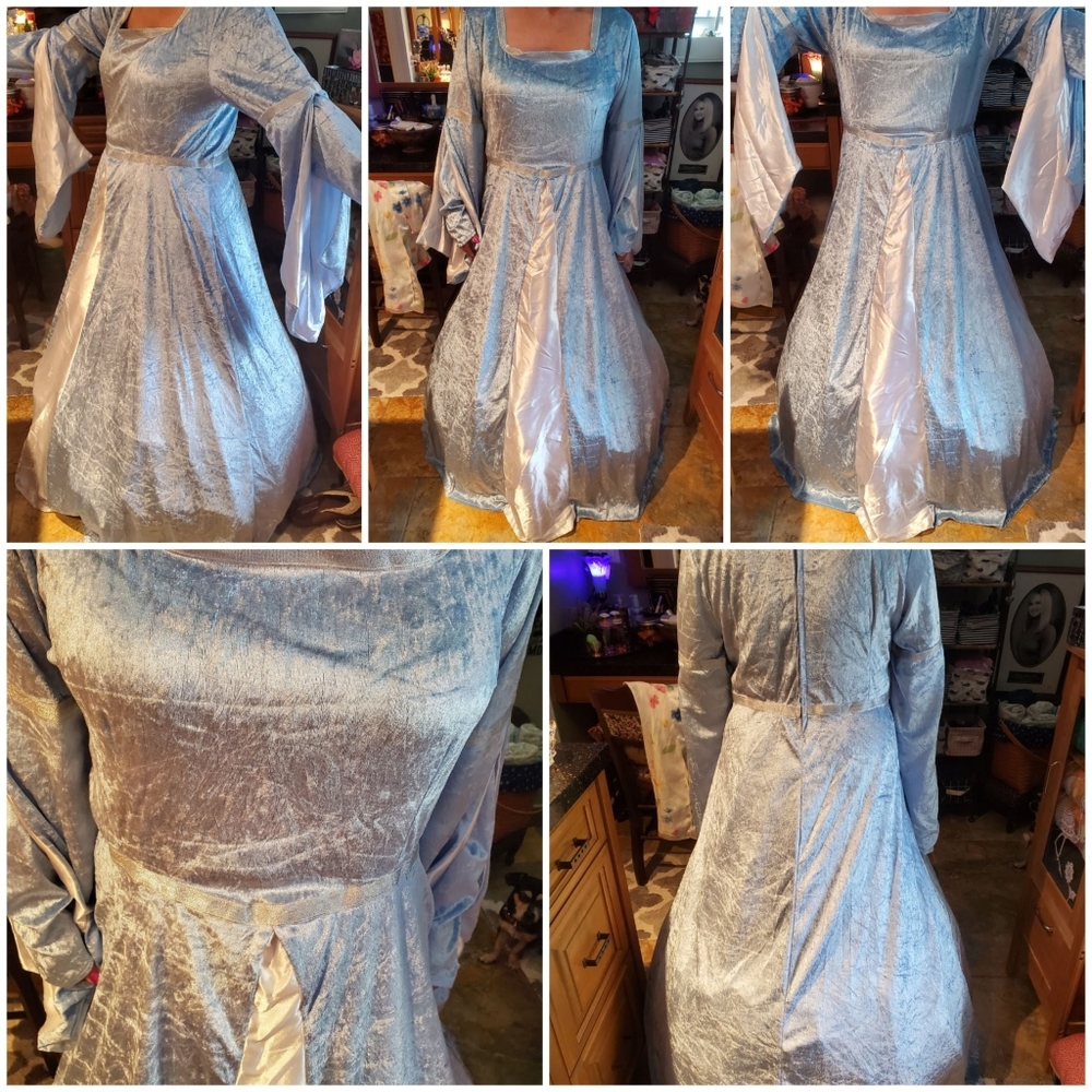 Costume